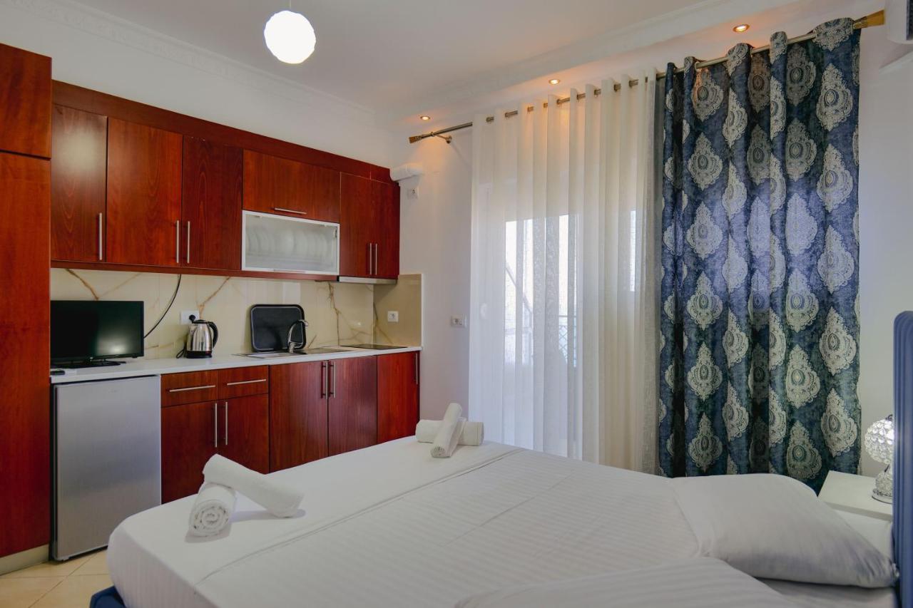 Eleni Guest House Саранда Экстерьер фото