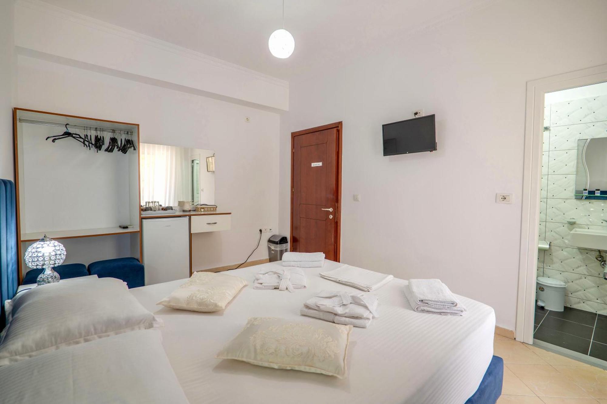 Eleni Guest House Саранда Экстерьер фото